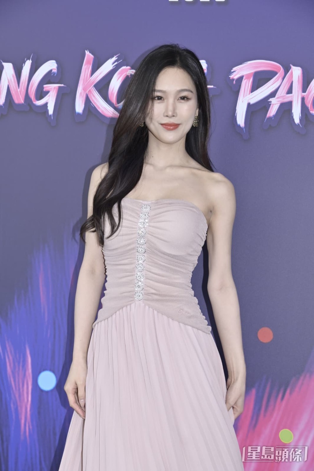 魏欣被問到有沒有準備出賽的泳衣,笑稱已經揀定。