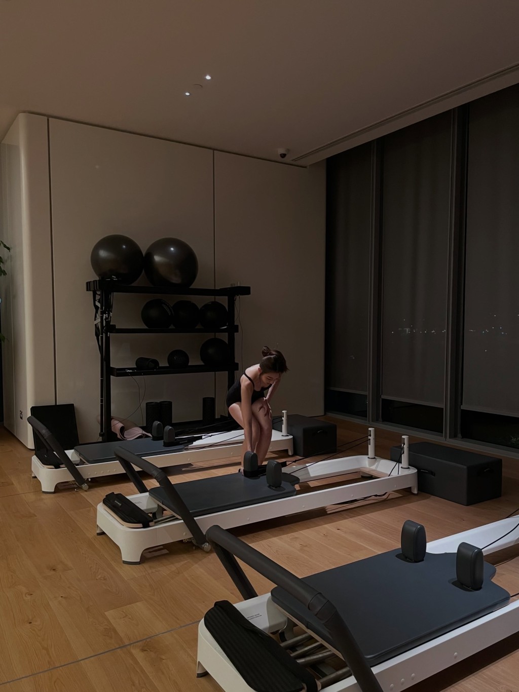 6號盧蔚晴靠Pilates練出完美腹肌。