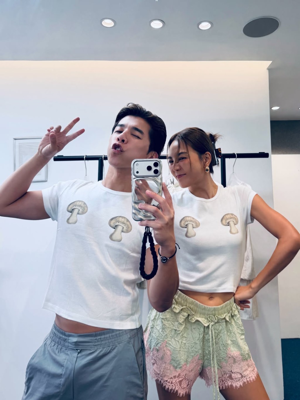 林至昭與男團MIRROR成員邱士縉(Stanley)的未婚妻Alina(李炘頤)一同旅行,分享了多張度假照片。