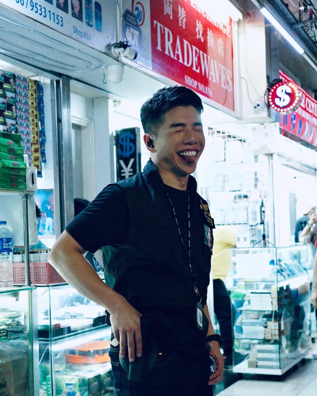 林至昭在《逆天奇案2》中飾演一名綽號「寡佬」的警察。