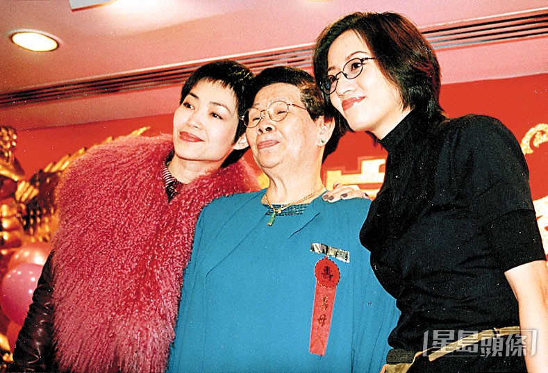 梅媽的兩名女兒梅愛芳（左）與梅艷芳，先後於2000年及2003年離世。