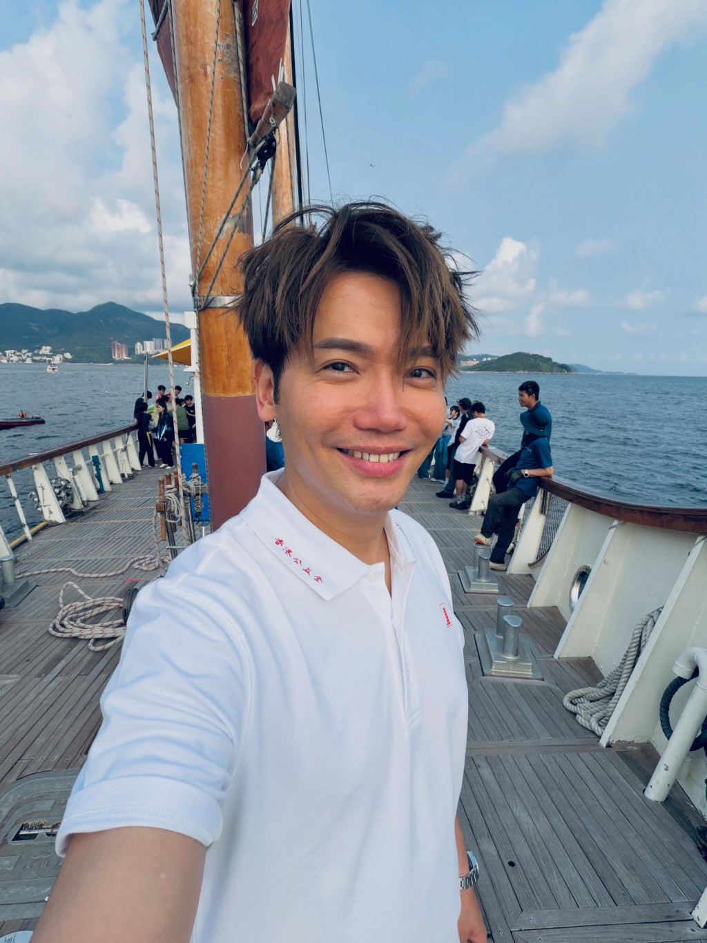 黃建東澄清與梁凱晴的緋聞,表示欣賞對方但只是同事。