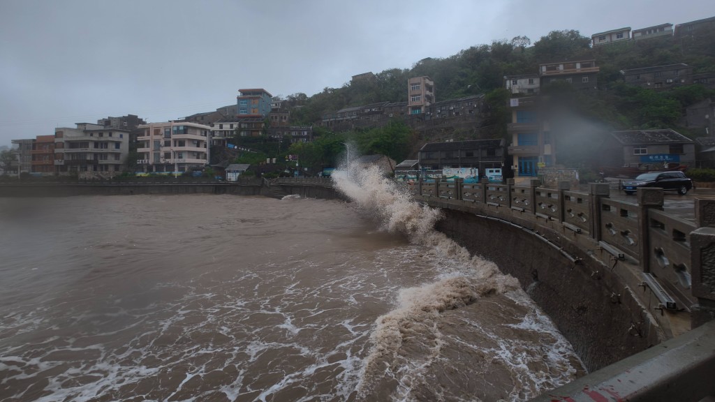 颱風沙德爾殘餘環流未消散 專家分析或與強對流結合形成新系統