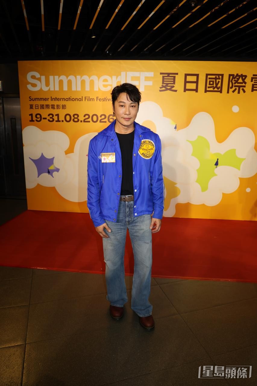譚耀文昨晚亮相主演電影《紙盒藏迷》的首映禮。