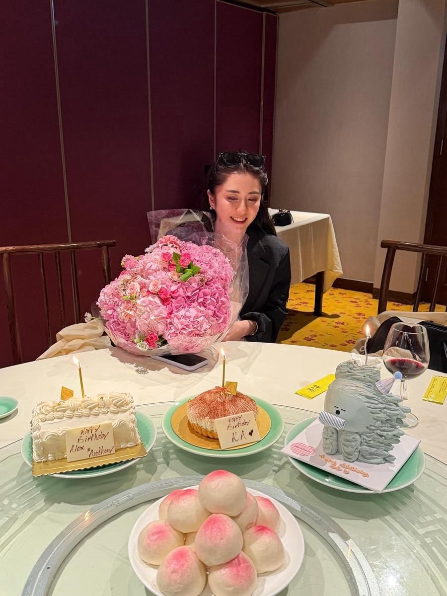 姜坤昨日在社交平台為女兒慶祝生日。