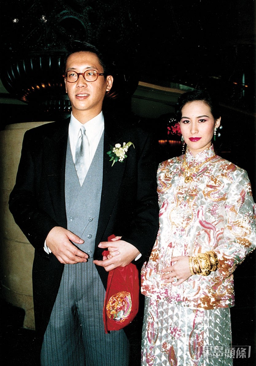 當年二人舉行了世紀婚禮。