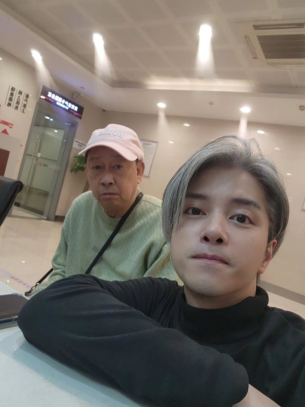 張彥博曾擔任黎彼得的大灣區導遊。