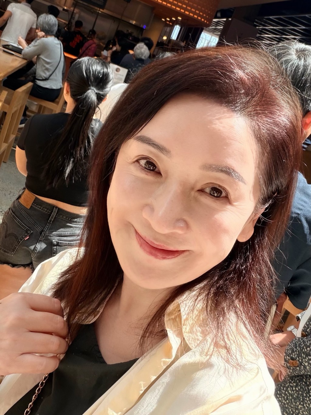 龔慈恩早前在社交平台分享飛抵加拿大與兒子團聚的消息。