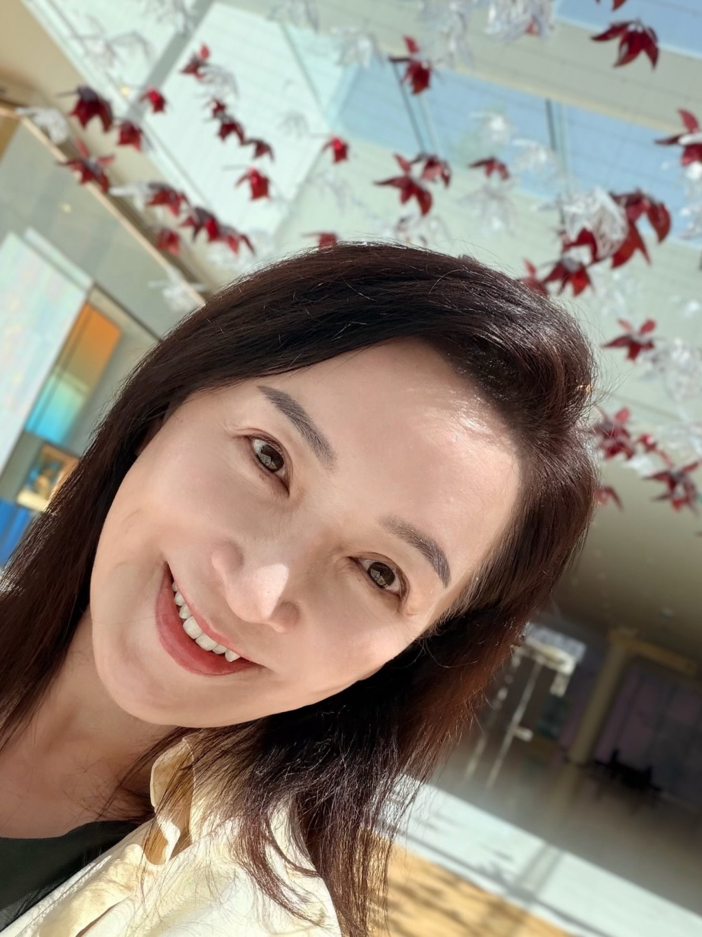 62歲的龔慈恩保養得宜,凍齡外貌令人羨慕。