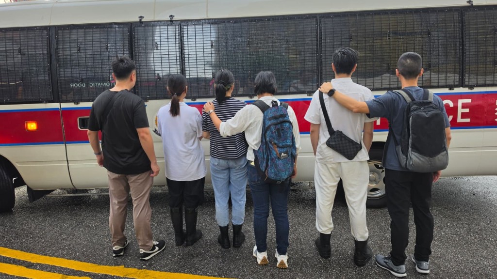 東九龍反黑工聯合行動 警隊聯同入境處拘捕11人