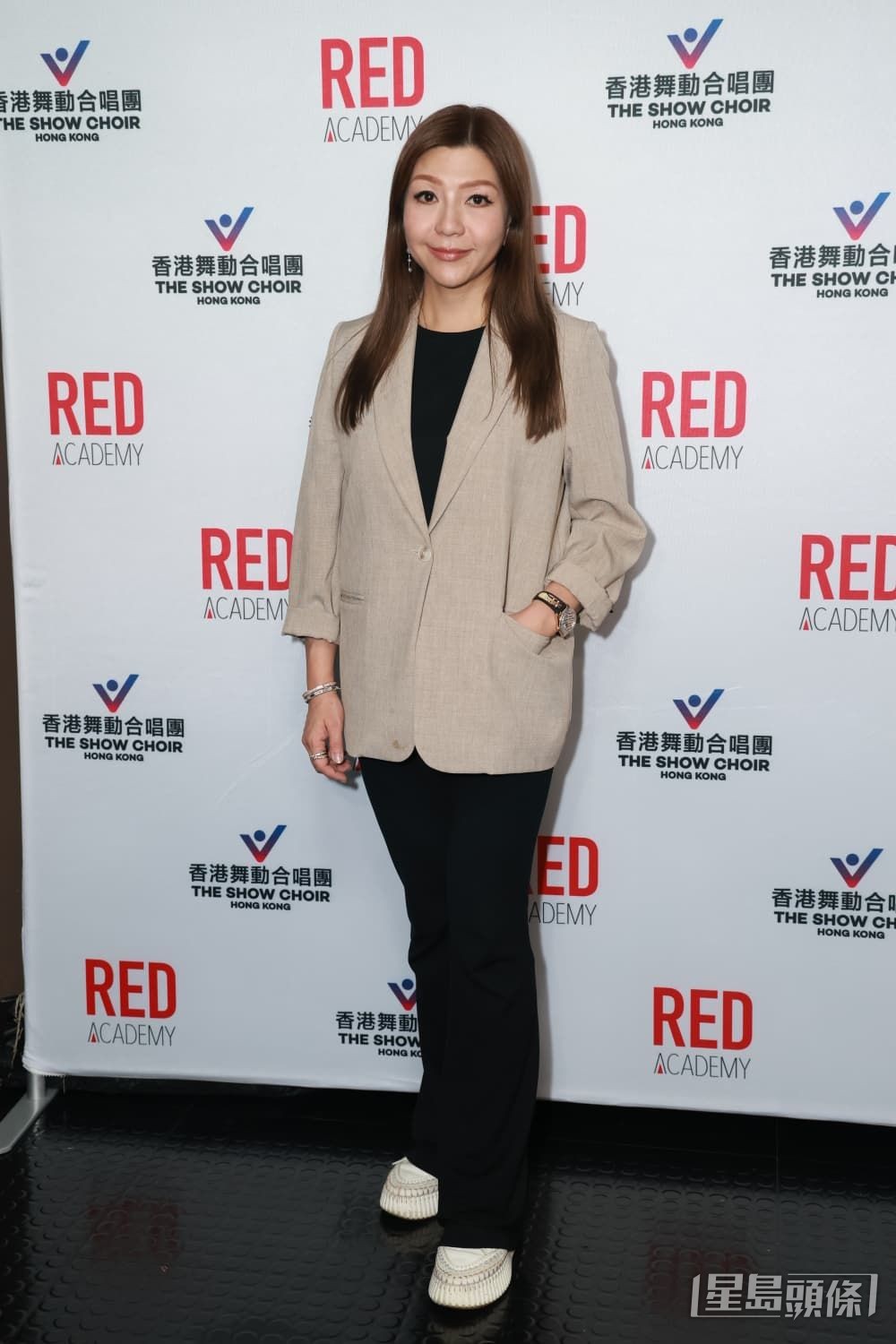 歌唱學校《Red Academy》的校監蔡加敏小姐。