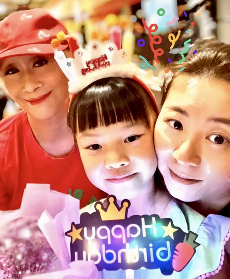 陳曼娜分享孫女的生活照。