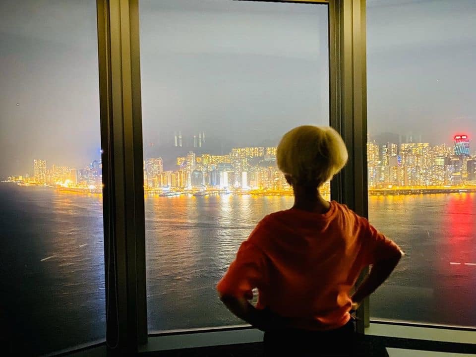 陳曼娜家中可飽覽無敵維港景色。