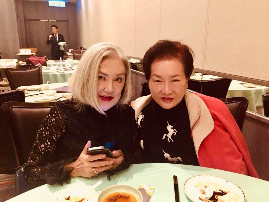 邵音音與江玉珠相識超過五十年，是摯友。