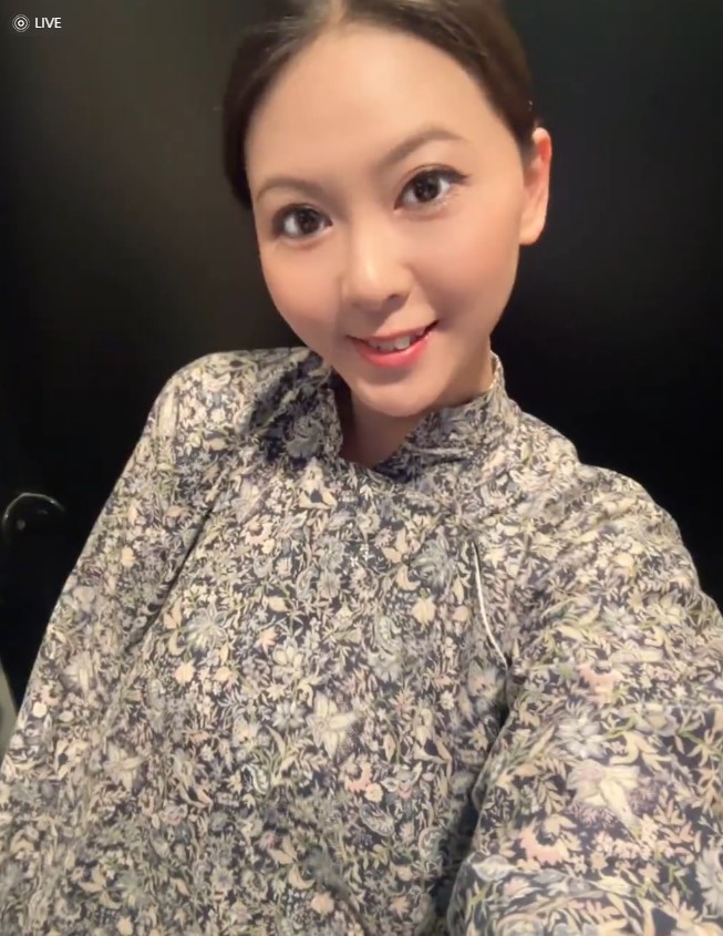 該名內地少女樣貌標緻。