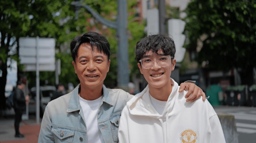 李克勤與兒子李立仁樣貌十分相似。