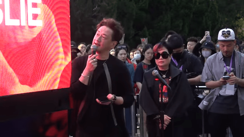 然而,網上版直播時,李浩林的頻繁出鏡及解說引來部分觀眾意見。