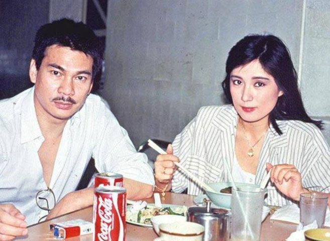 陳觀泰的感情生活經歷多段婚姻。