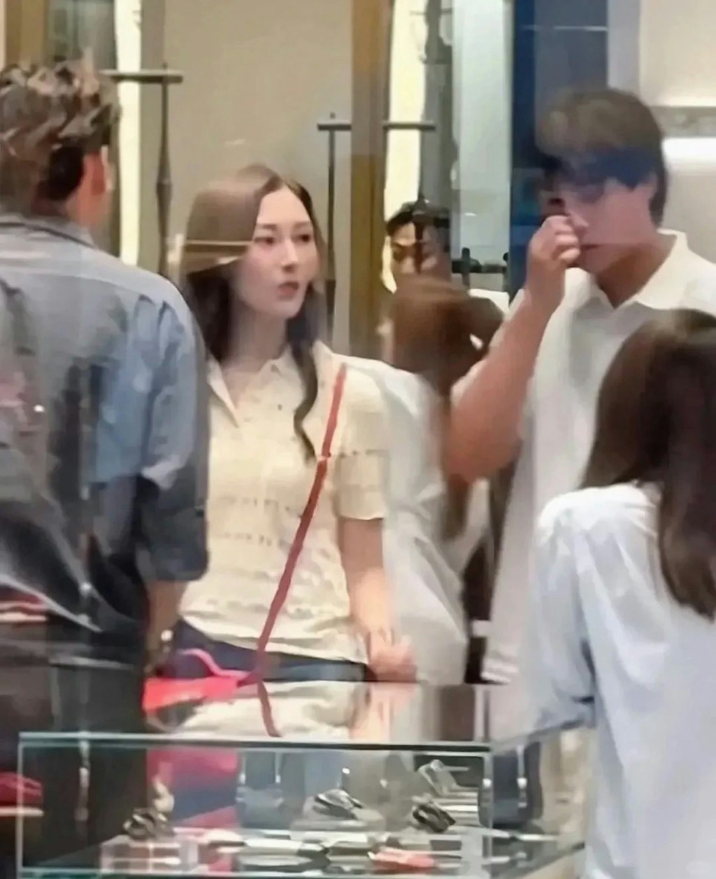 李嘉欣的兒子去年曾經返港。