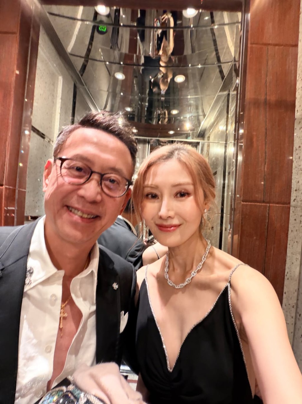 李嘉欣與丈夫許晉亨早前出席吳婉芳次子的婚宴。