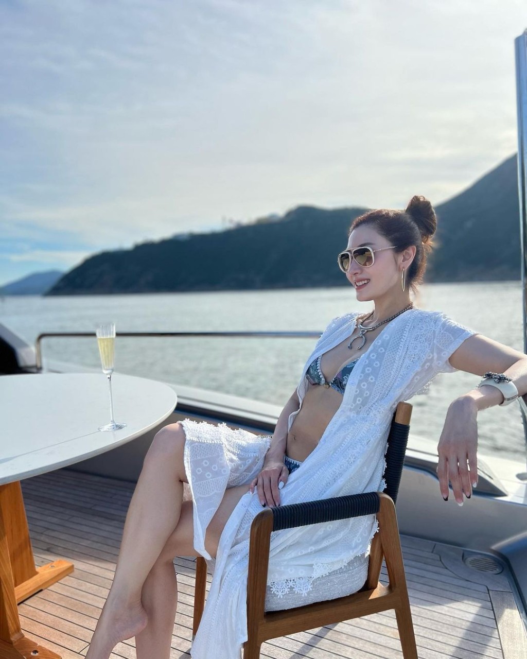 李嘉欣年過五十,但保持著良好體態。