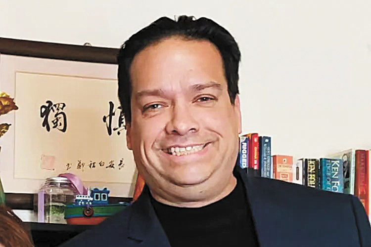 美國記者波肯1日以未經註冊擔任外國政府代理人罪名遭判兩年監禁，另附36個月受監督釋放，釋放期間禁止出境。網絡圖
