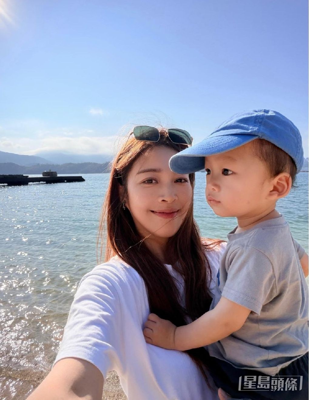 賴慰玲與兒子。