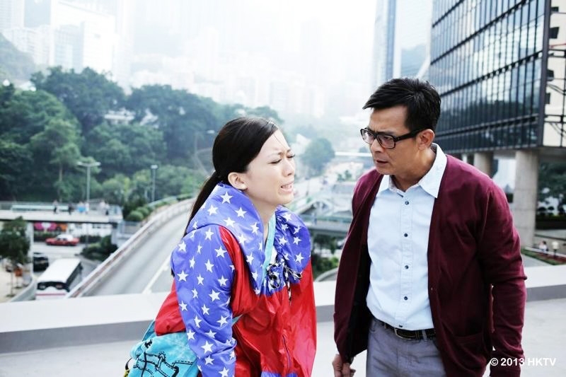 在港視劇《開腦儆探》中,黃日華與女兒黃芷晴有對手戲。