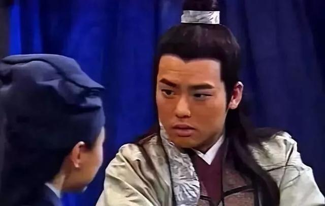 阮德鏘亦曾演出《烈火雄心II》、《談判專家》、《流金歲月》等時裝劇。