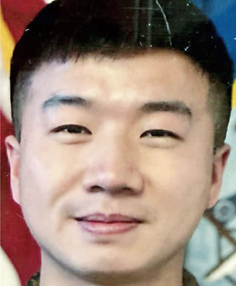 33歲華裔海軍醫護兵霍宇偉（Yu Wei Huo，音譯），遺體被尋獲。美國海軍