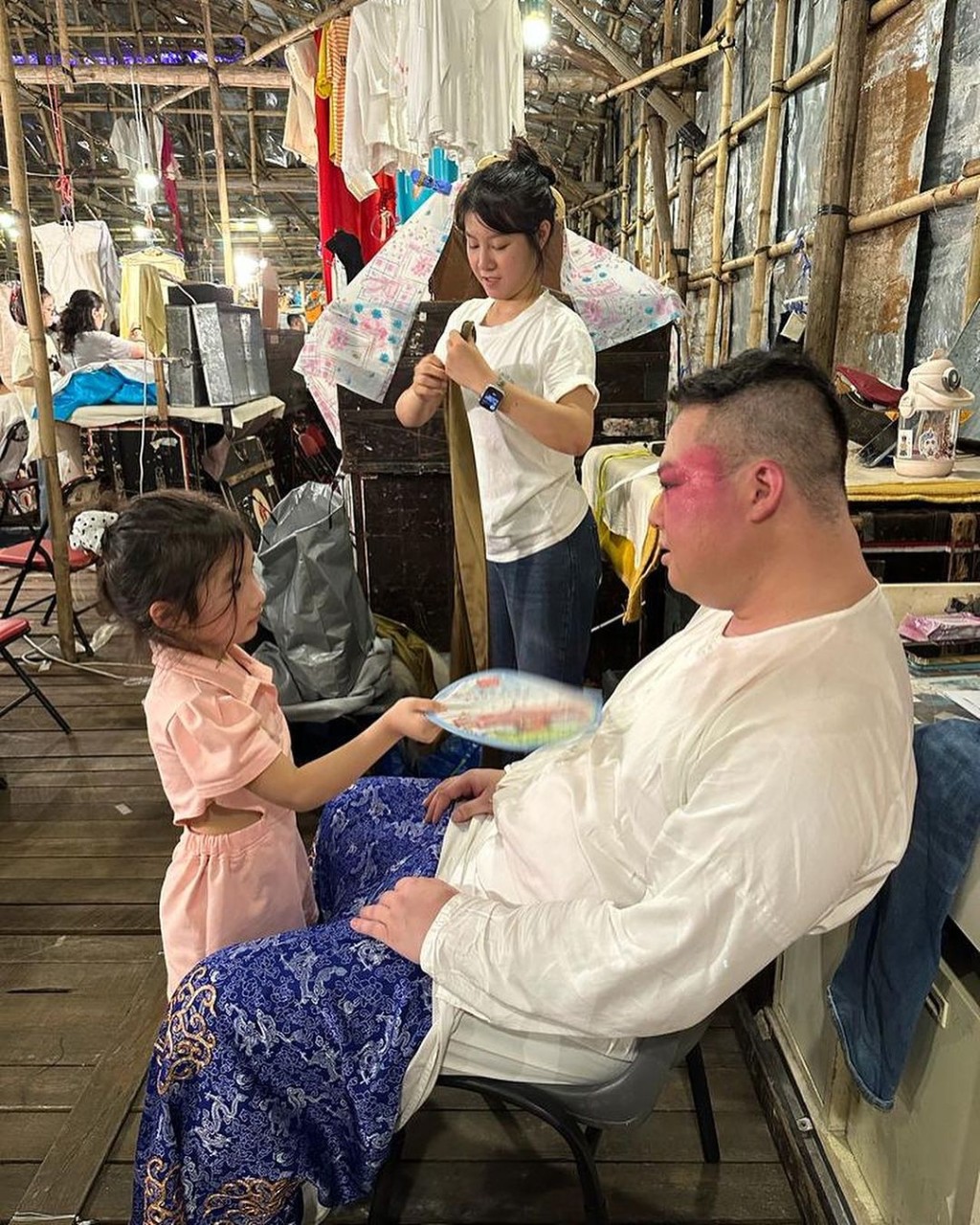 女兒阮婧恆亦會陪伴爸爸開工。