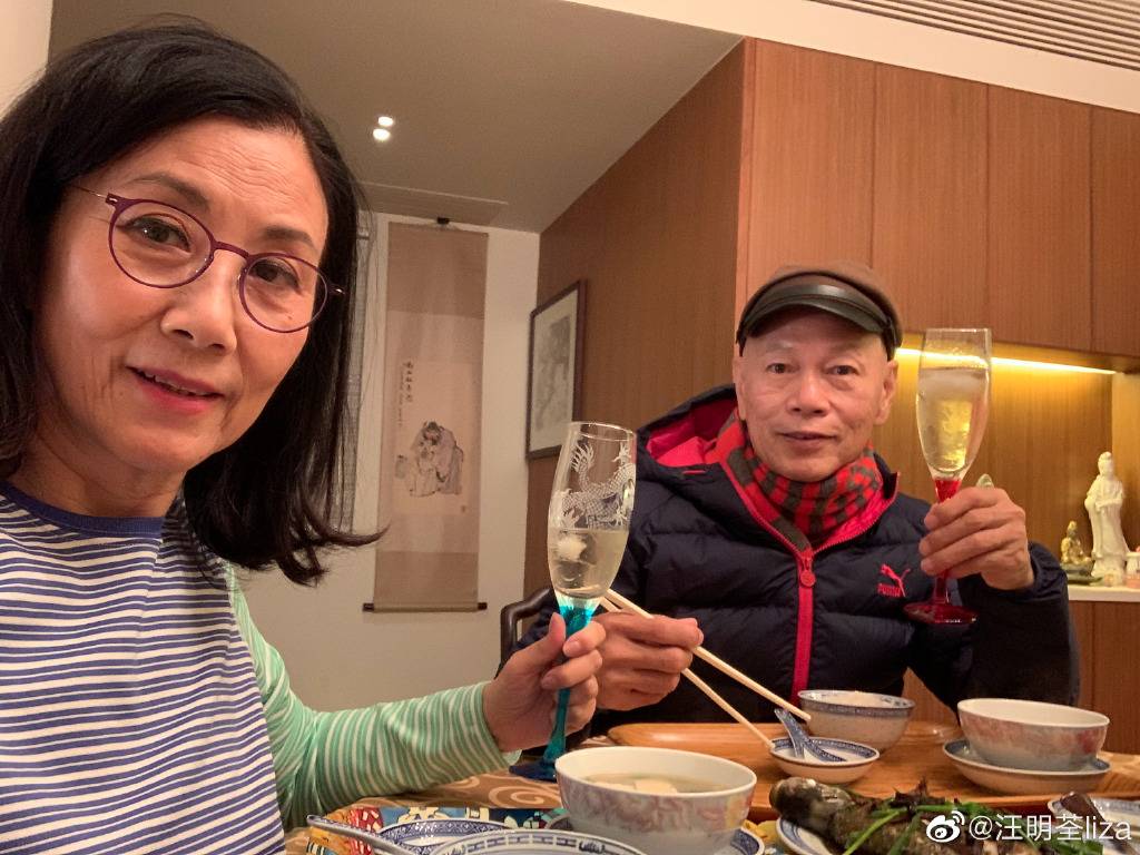汪明荃與羅家英亦會在家享受二人晚餐。
