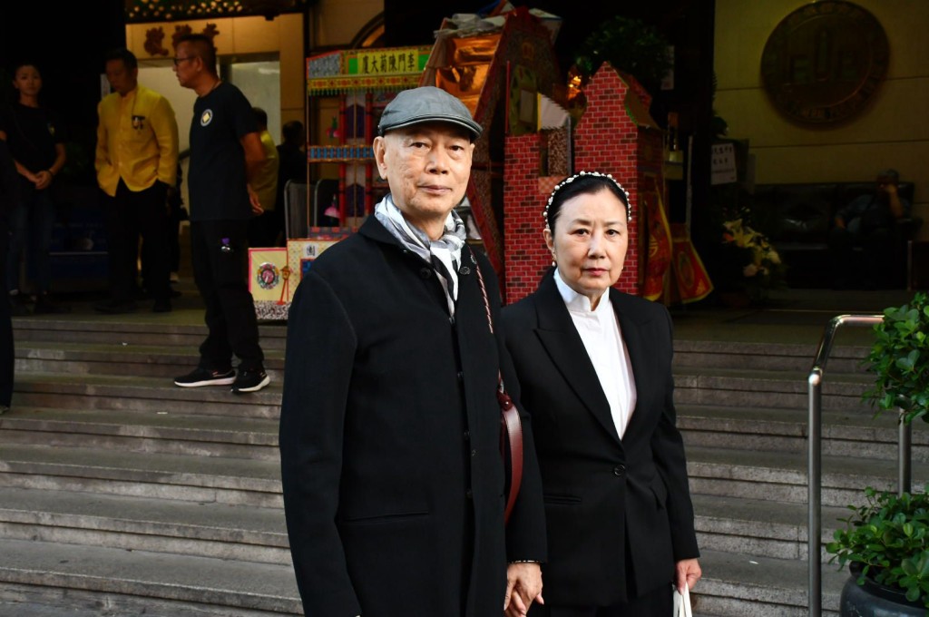 羅家英公開所謂「19次求婚」的真相。