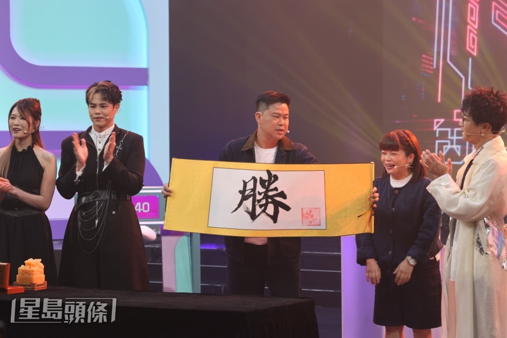小儀投入ViuTV節目《直樂VIURIETY 四角無雙》的拍攝工作。