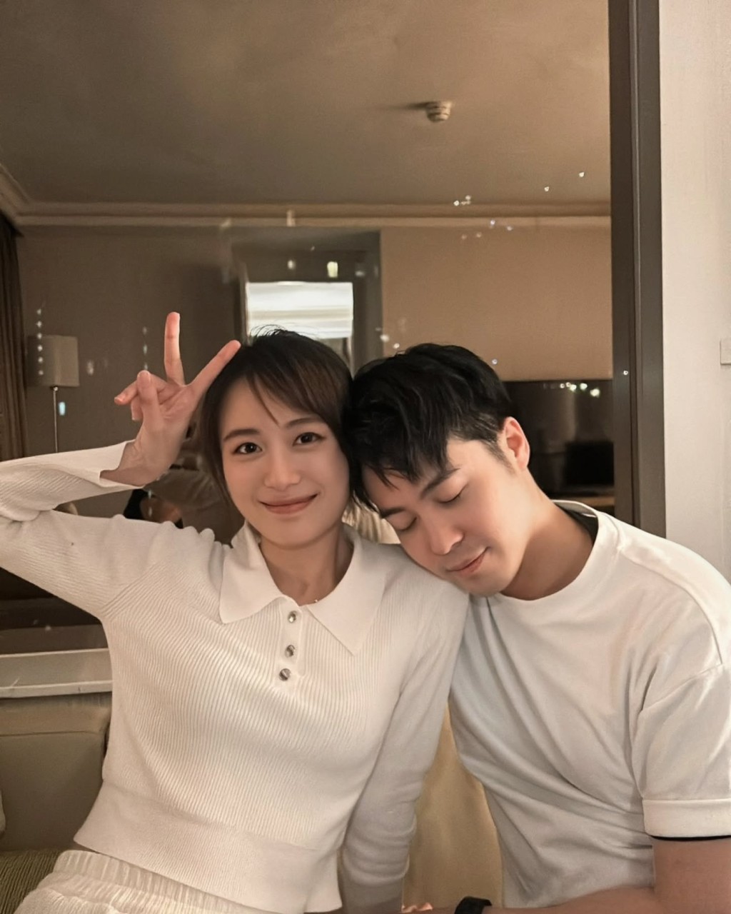 原來兩人已經交往了四年。