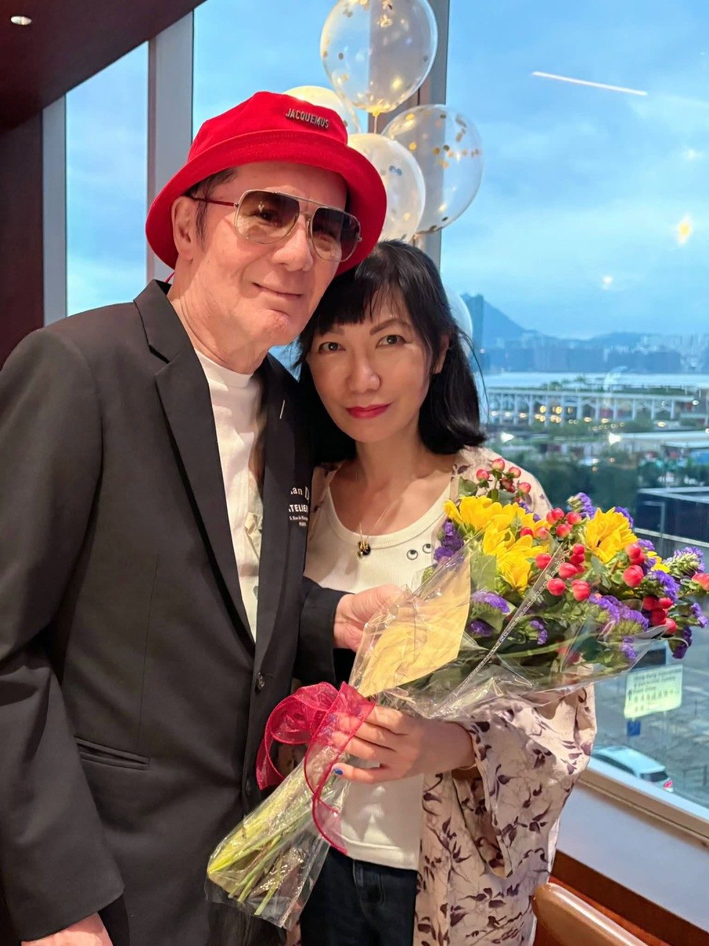 前時尚及美容總監王麗儀（Janice）也出席了生日會。