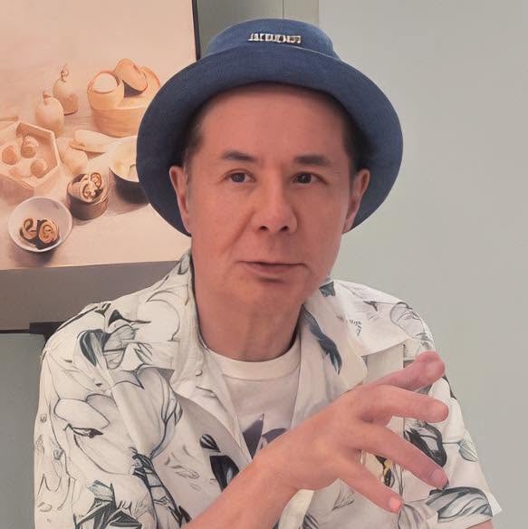 甘國亮其後在個人Facebook上載了最新近照。