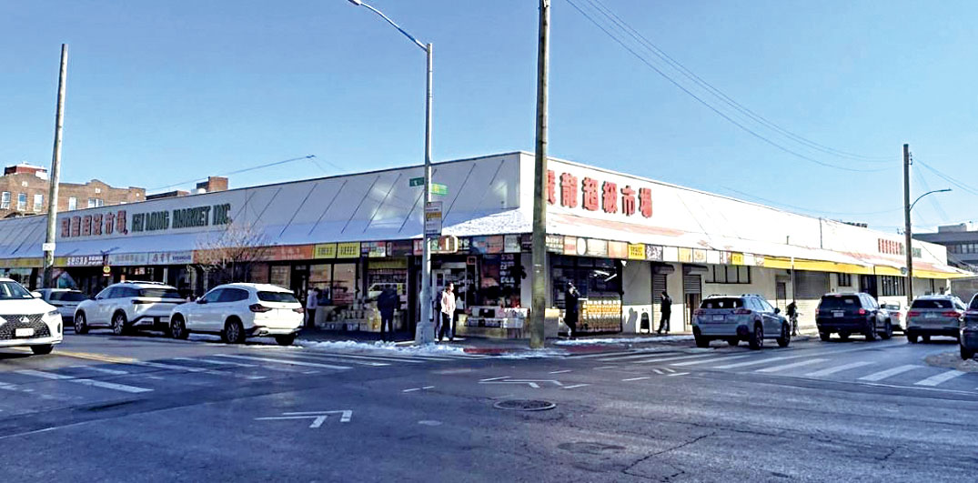 3萬多呎布碌崙飛龍超市「一站式購足」中秋盛宴！備有大型免費停車場、嚴格食安把關，多款頂級月餅正以超值特價火熱促銷中。人潮駐足、欲購從速，無論是尊貴送禮還是闔家自享，飛龍超市絕對是您的不二之選！ .c2/.c3 亞洲頂級月餅齊聚，中秋賞月第一站！飛龍超市嚴選全亞洲熱銷月餅禮盒，新鮮到貨、好評熱賣中！誠摯邀請廣大同胞全家光臨，實惠選好禮，歡度溫馨中秋。