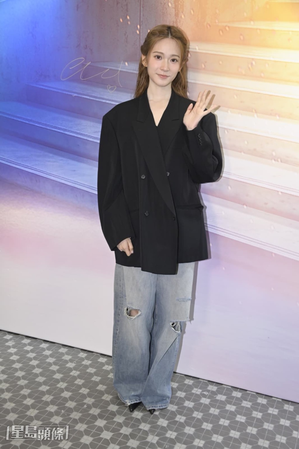 雲皓影分享,自己讀中學時能以相宜的價錢學習音樂和樂器。