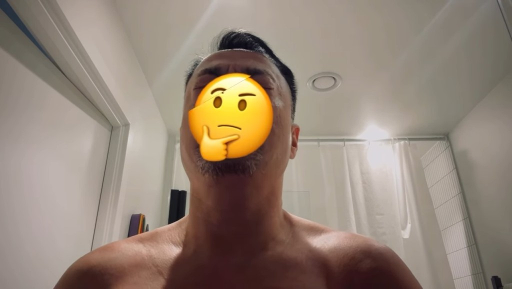 王喜接著用一個思考表情的emoji遮擋樣貌。