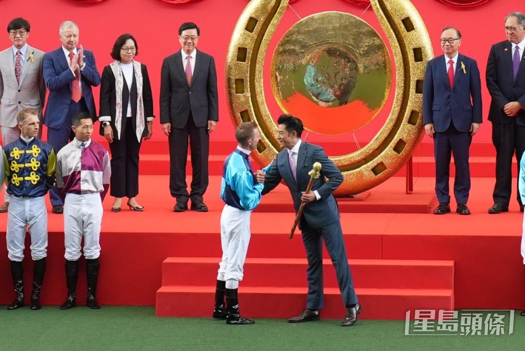 郭富城既是資深馬迷亦是馬主，擔任馬季開鑼日表演嘉賓非常合適。