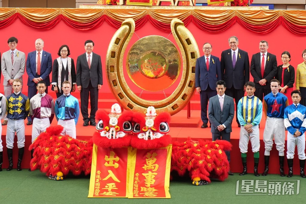 郭富城不時現身馬場，今次則以表演者身份出席活動。