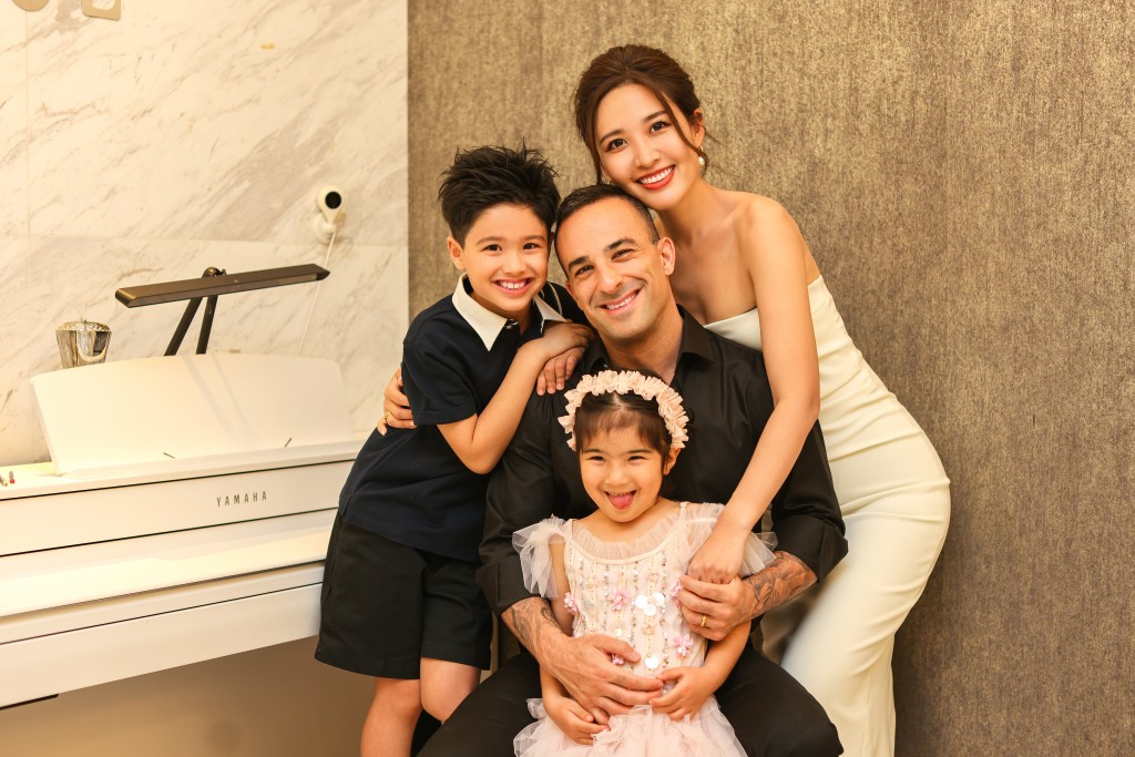 張茆與丈夫Nima King在2013年結婚，婚後育有一子一女。