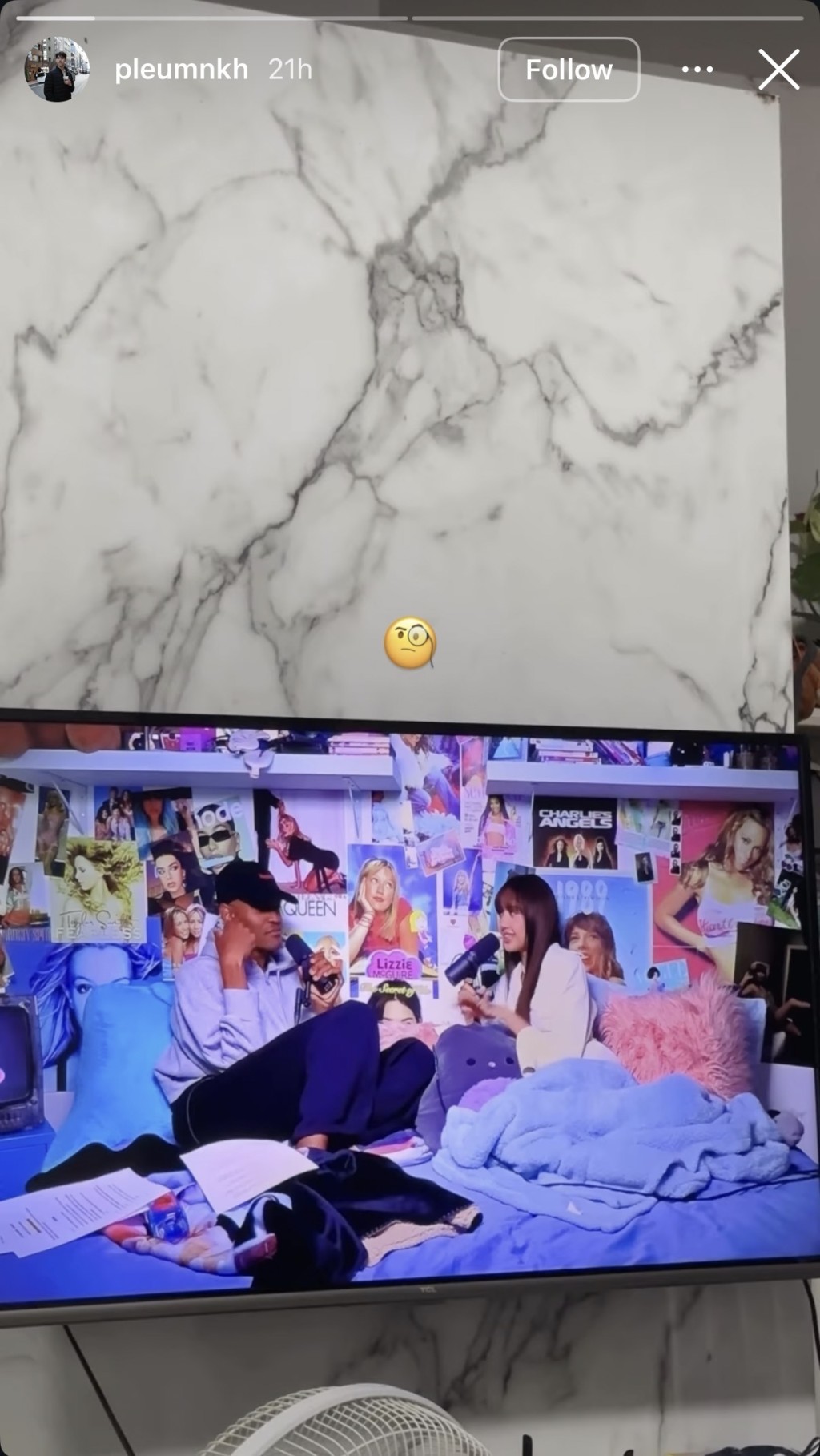 Pluem隨後再上載在電視上看Lisa訪問的片段。