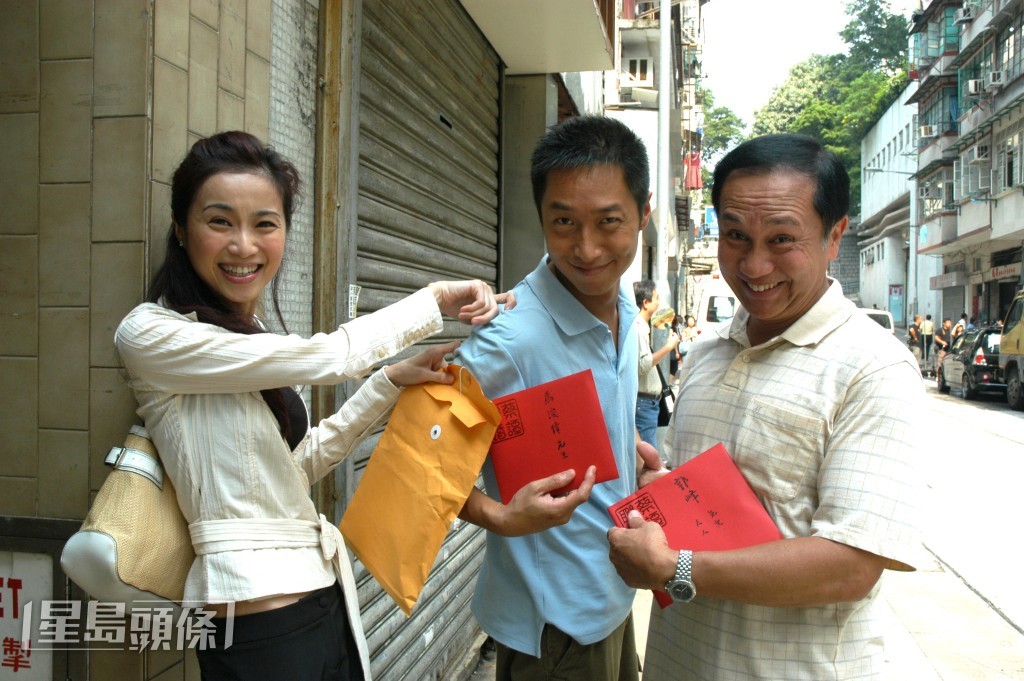 譚小環2002年重返TVB，惟事業發展未如以往順利。