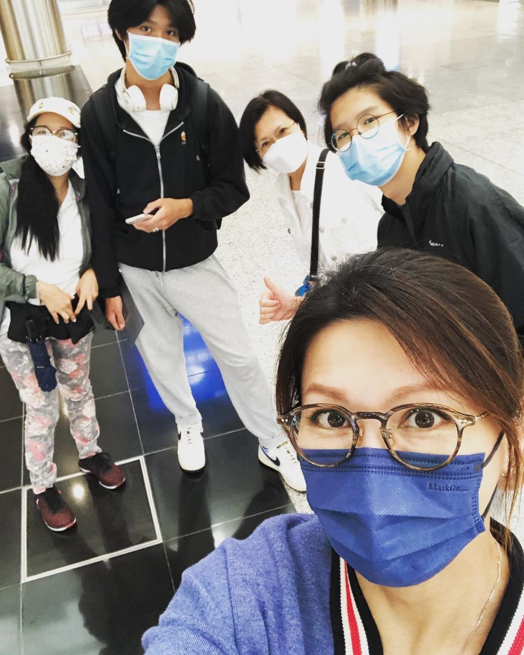 當年林寶出國讀書，康子妮感到非常不捨。