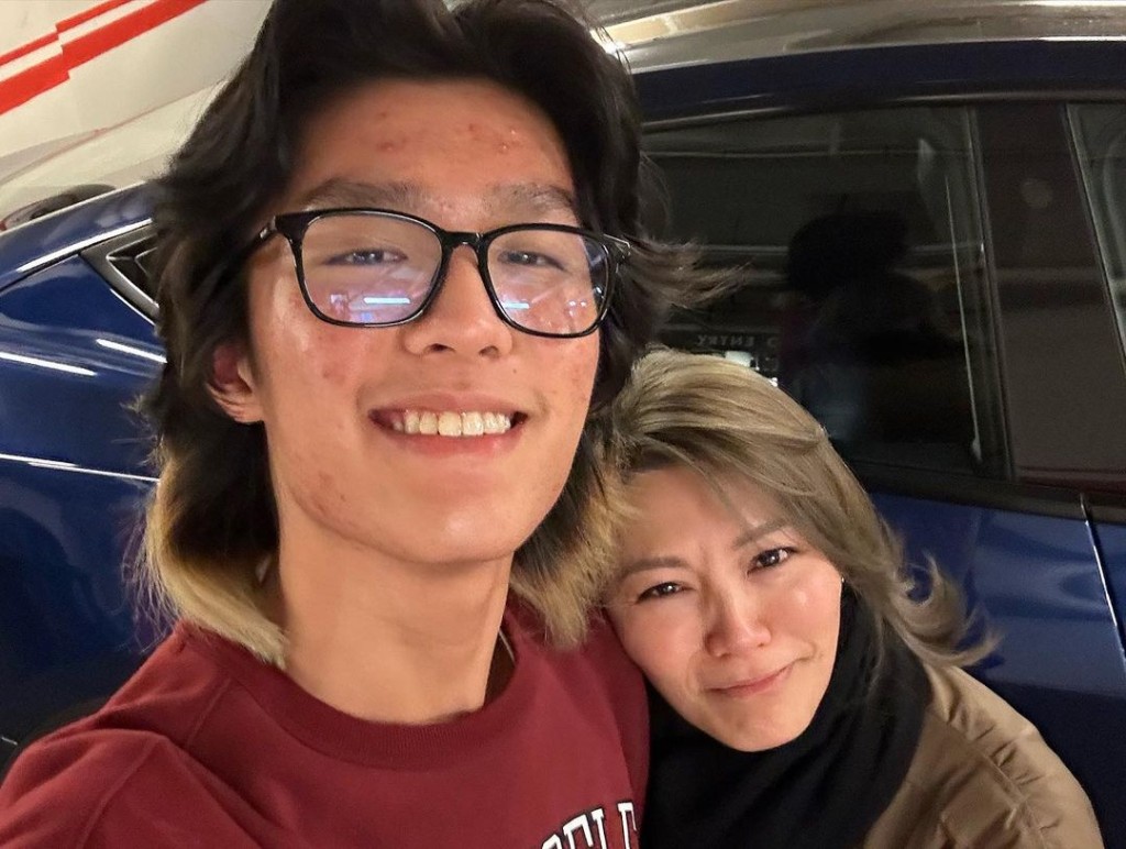面對兩名兒子出國留學，康子妮曾坦言感到不捨。