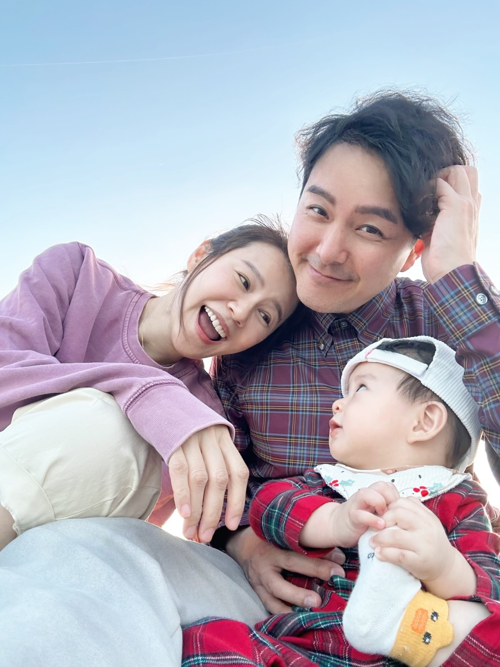 黃翠如、蕭正楠與兒子「蕭哈哈」一家三口的溫馨合照。