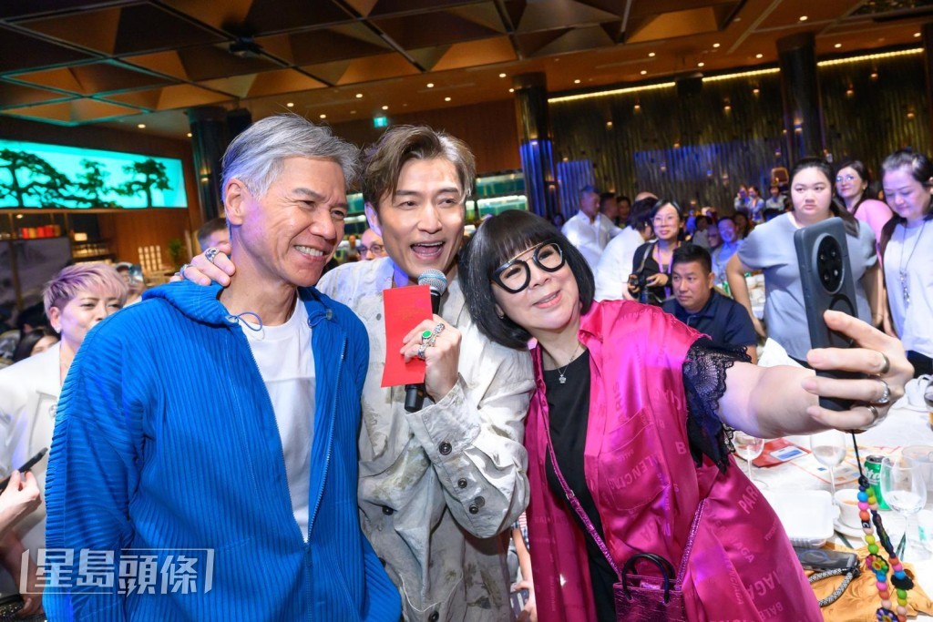 老友林嘉華與太太專程到場支持陳山聰。