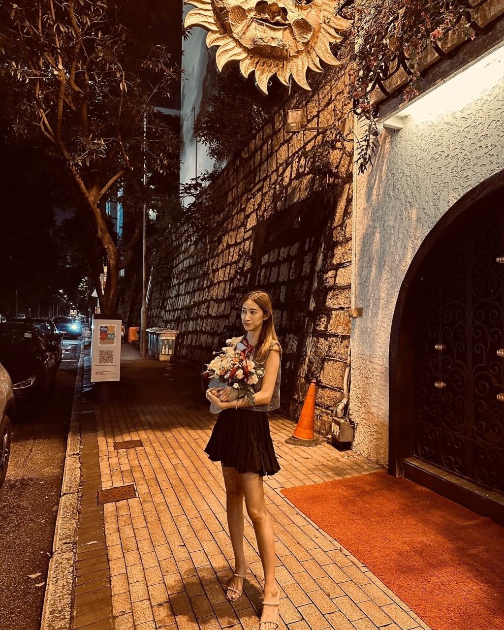 何廣沛未婚妻Sarah近月經常分享收到鮮花的相片。